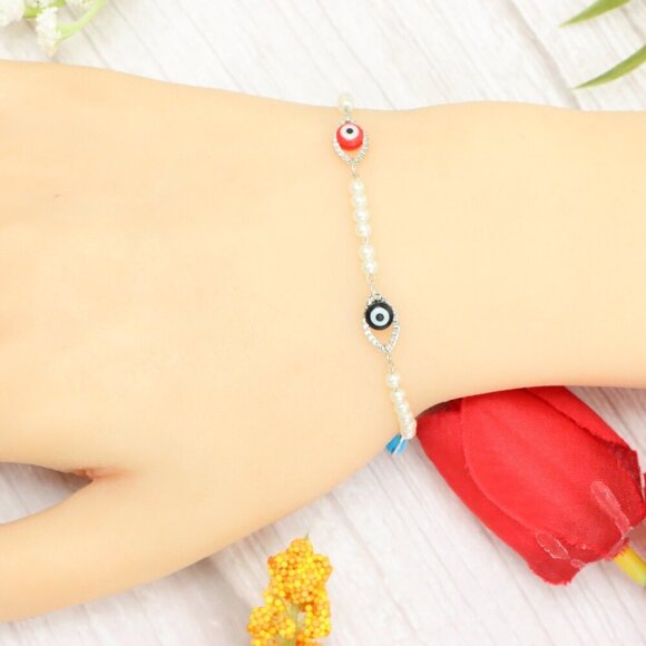 "Trendy Handmade Bracelet – A Thoughtful Gift for Girls & Women | UNVRC1458 - Picture 7 of 10